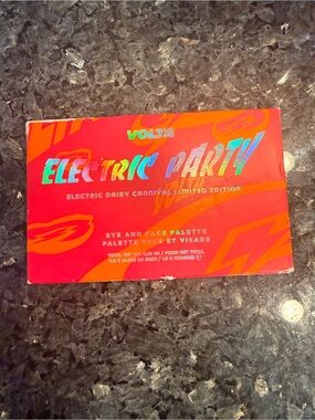 Volta Electric Party Eye & Face Palette- electric daisy carnival limited edition